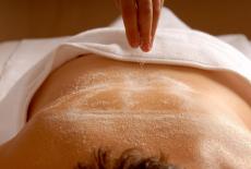 images/wellness/salzmassage.jpg